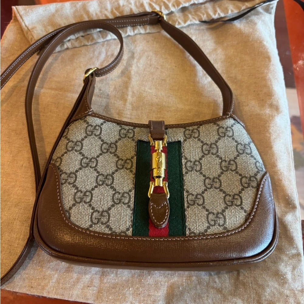 ✨Gucci Jackie 1961 leather crossbody bag ✨